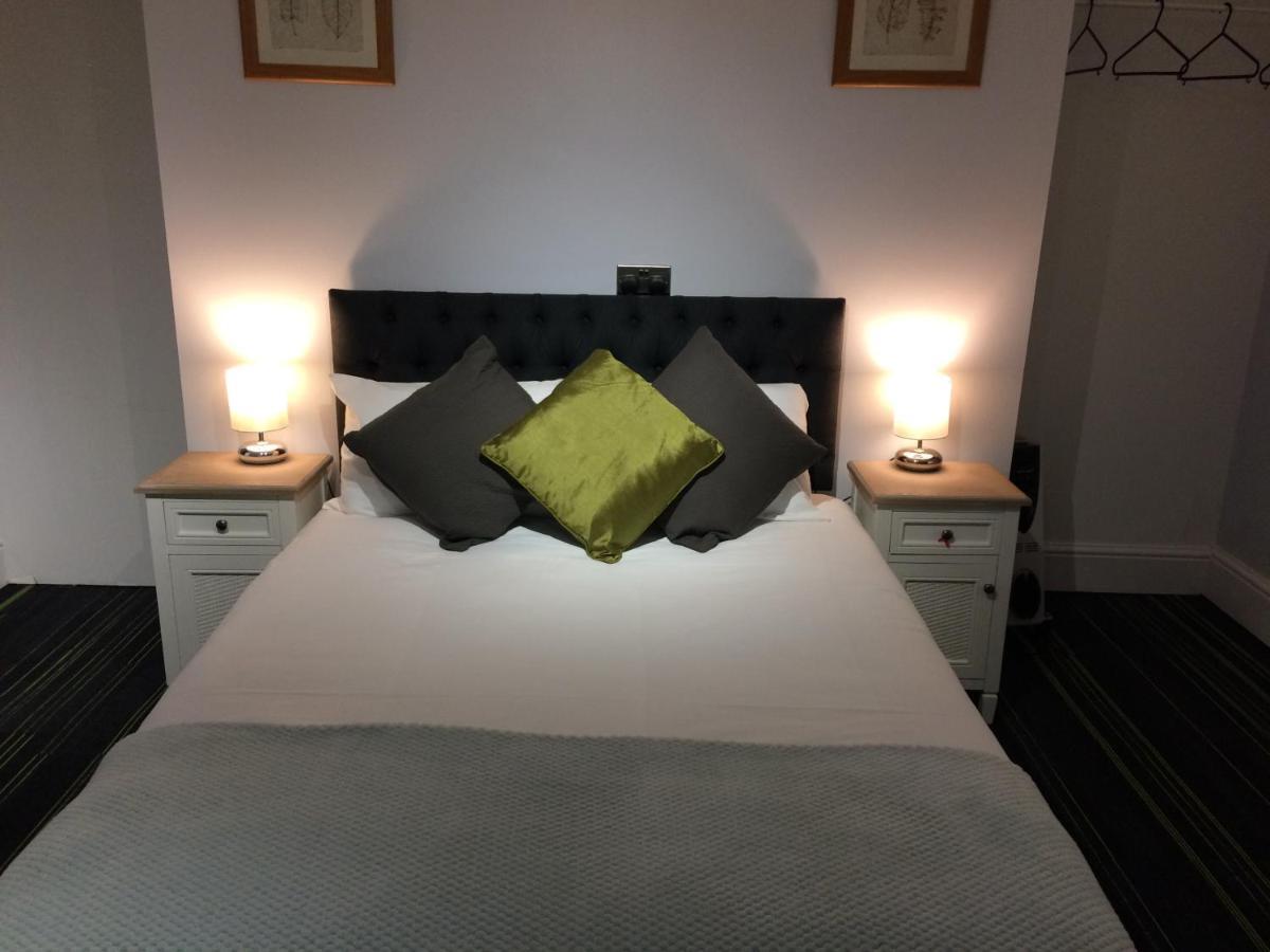 Queens Guesthouse Манчестер Экстерьер фото